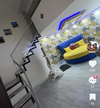 Rama Hoouse * Napoli