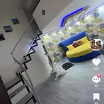 Rama Hoouse * Napoli